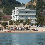 Caraibi 3* 산베네데토델트론토