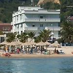 Caraibi 호텔 3*