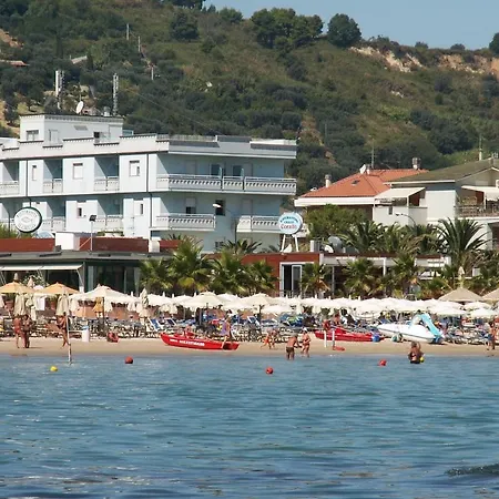 Szálloda Caraibi 3*