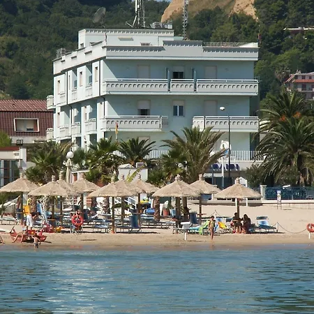 Caraibi Szálloda 3*