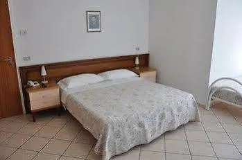 Szálloda Caraibi 3*